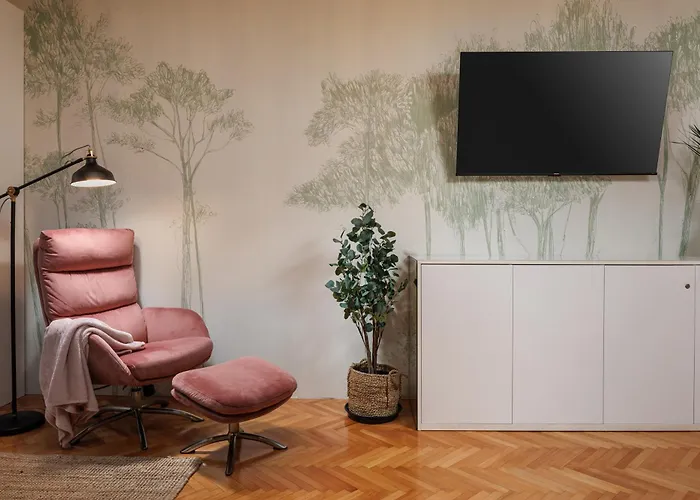 דירה Lunga 16 2 *